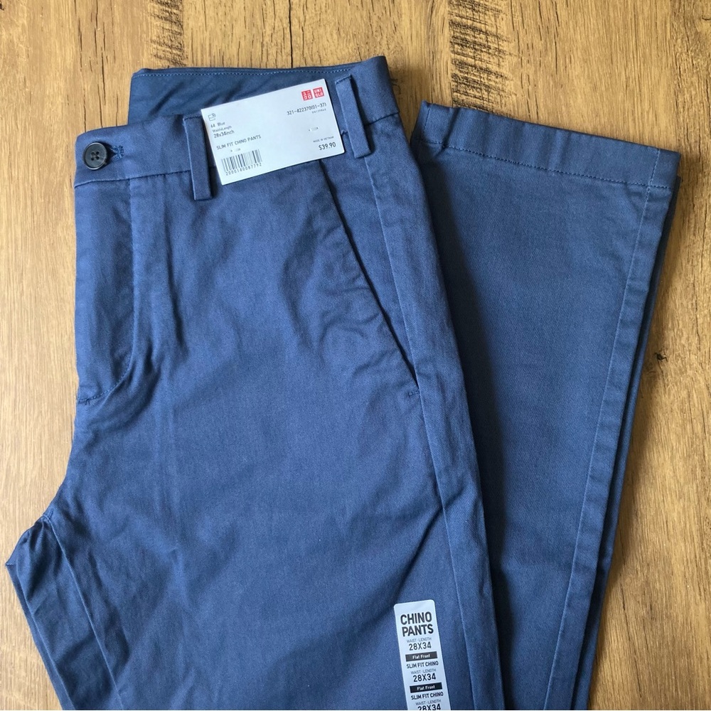 Uniqlo Slim Fit Blue Chino Pants Men’s Size 28x34